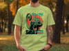 Light green t-shirt with a chameleon graphic and Japanese text.